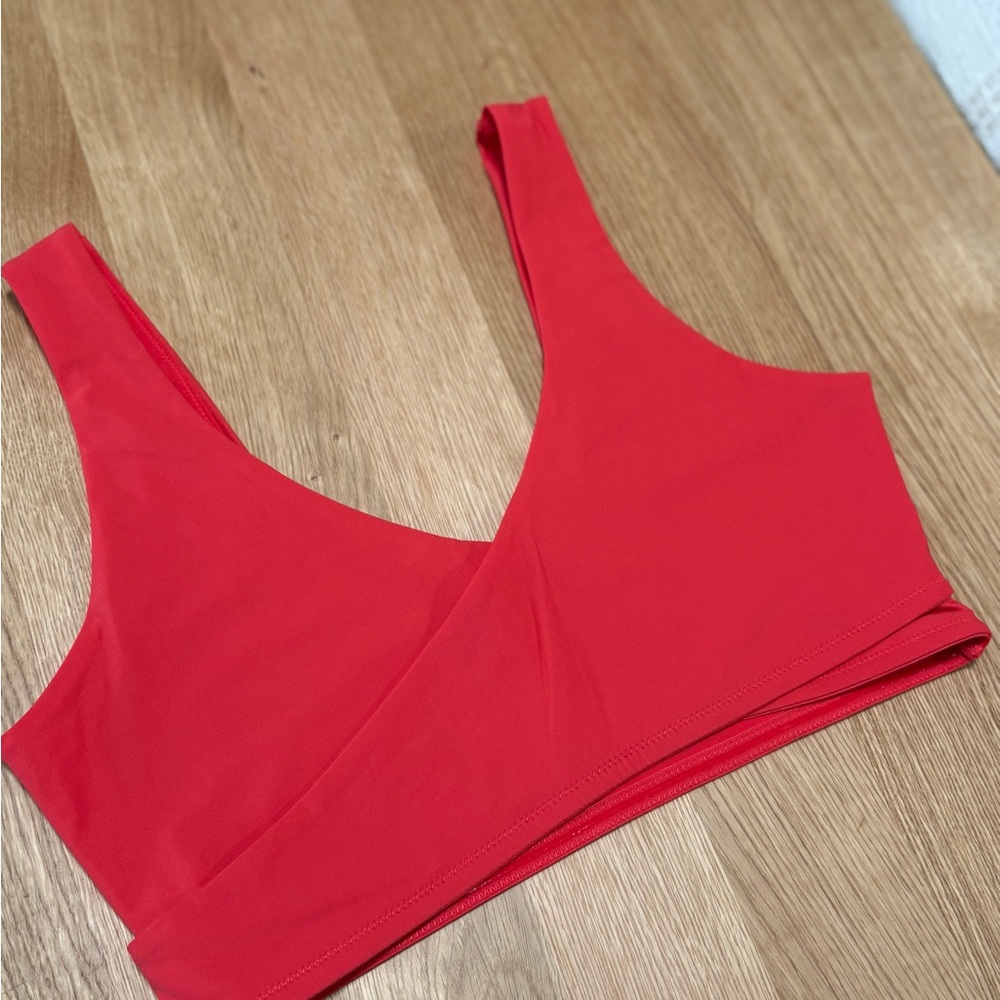 Fabletics PureLux Crossover Bra